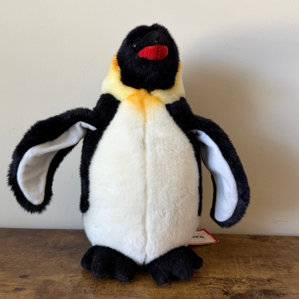 Douglas Cuddle Toys “Waddles” Emperor Penguin Plush Vintage with Tags